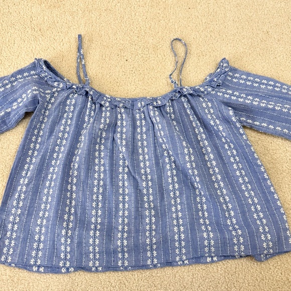 SHEIN Blue Open Shoulder Ruffle Blouse - Picture 6 of 6